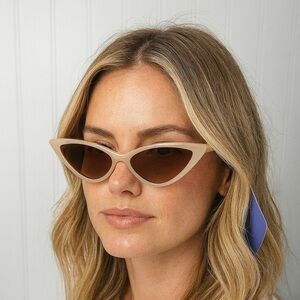 Claire’s Nude Cat Eye Sunglasses Women’s NWT